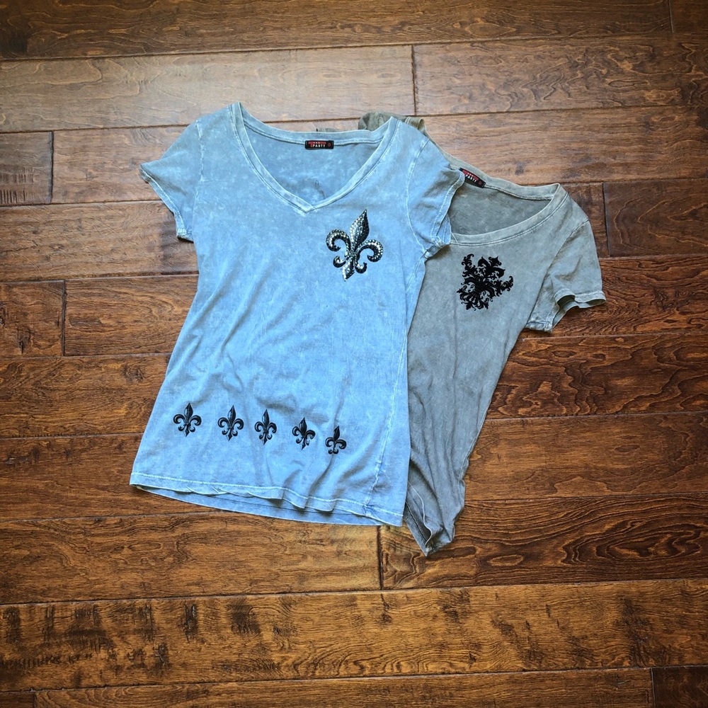 🌟Bundle🌟 2 Fleur De Lis Shirts